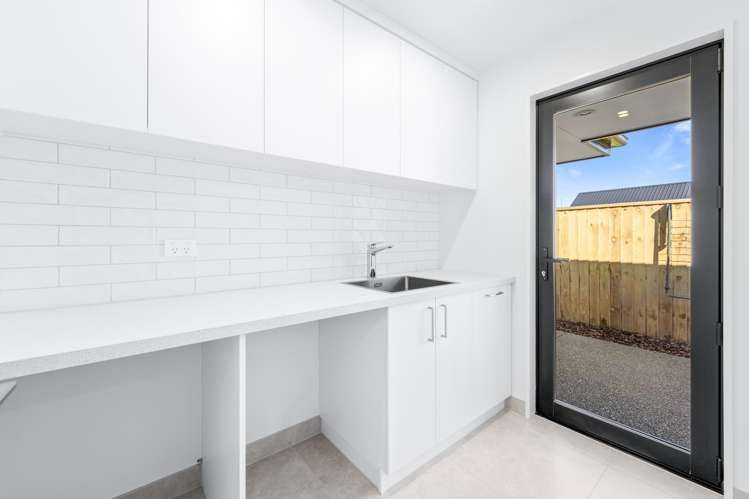 50 Falcons View Drive Rolleston_22