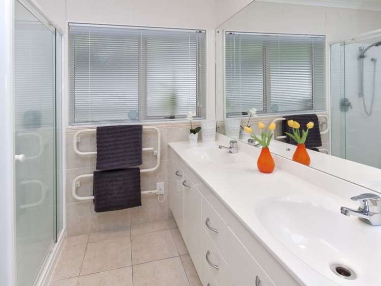 27 Corta Bella Place Golflands_15