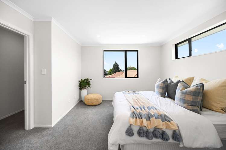 2 & 3/72 Ohaupo Road Melville_14