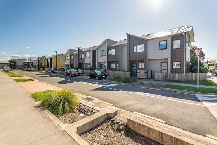 13 Eileen Newey Place Henderson_9