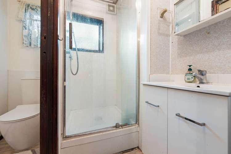 2 Yarra Place Botany Downs_15