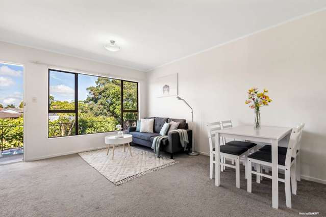 Peaceful, Private & Well Positioned