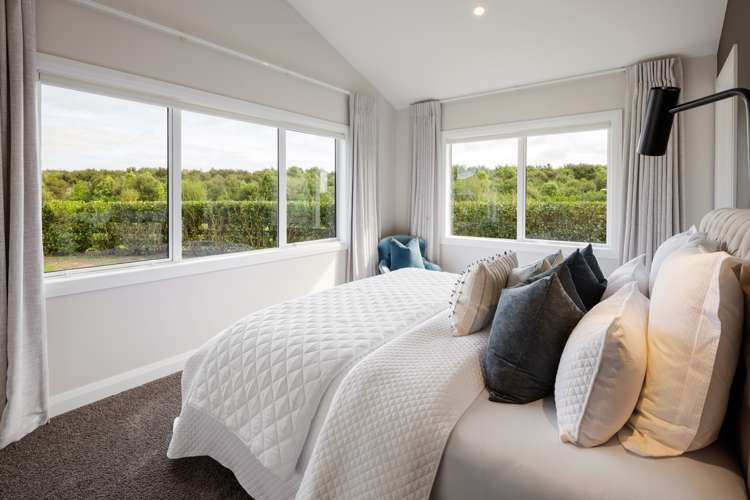 25 Alan Livingston Drive Cambridge_21