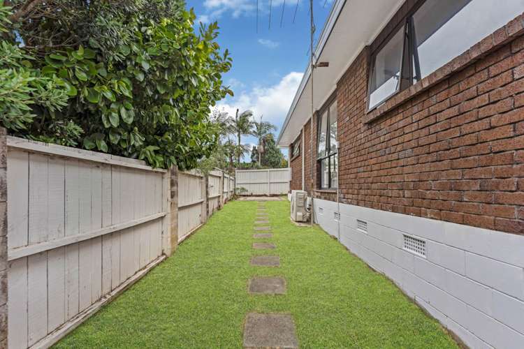 1/16 Parramatta Place Botany Downs_22