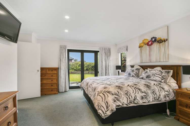 92 Redvers Drive Belmont_10