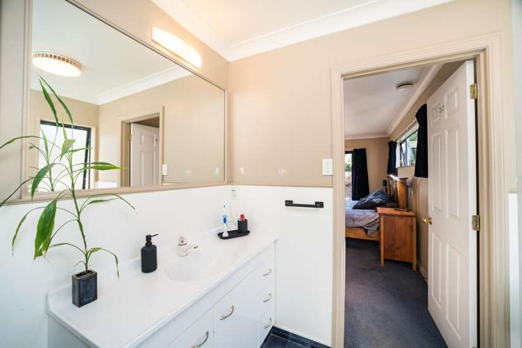 15 Rothesay Place Highbury_11