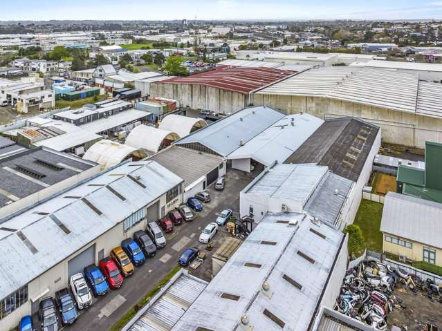 10-12 Heremai Street Henderson_2