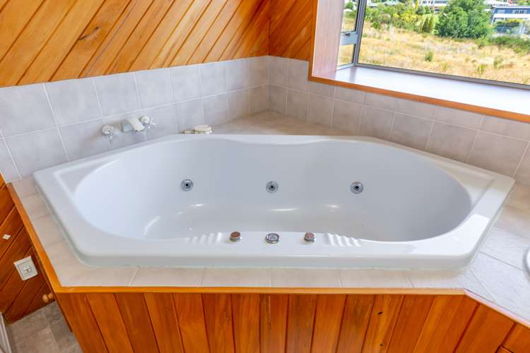 12 Matai Place Waikawa_11