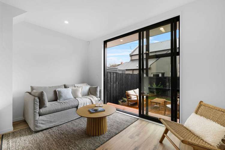 8/25 Matai Street West_1