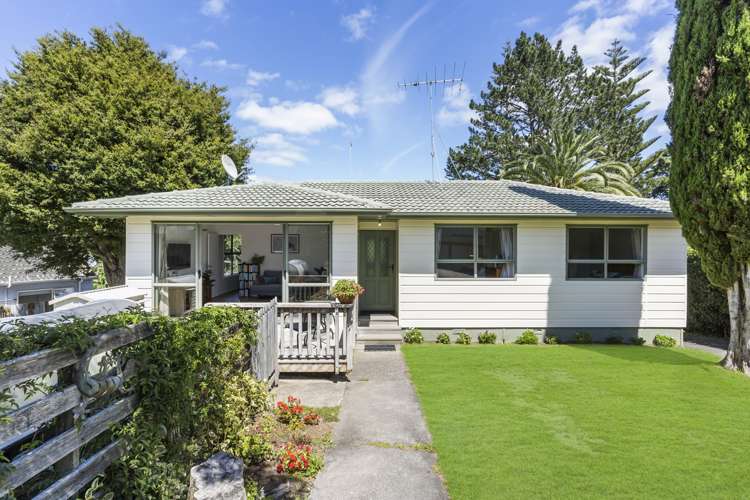 53 Stott Avenue Birkdale_24