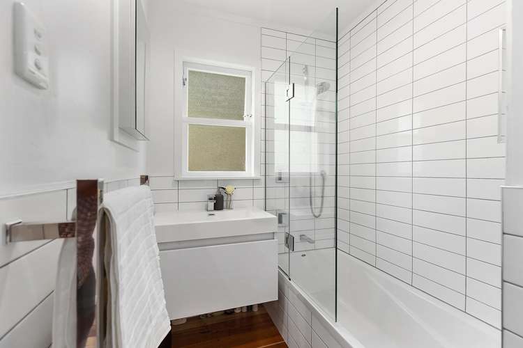 25 Spencer Street Crofton Downs_8