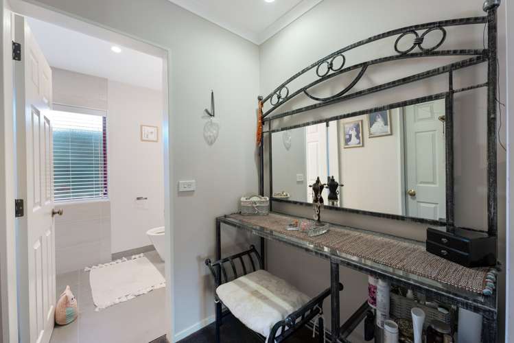 23 Lysaght Place Welcome Bay_17