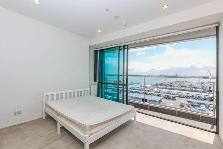 1003/18 Beach Road Auckland Central_10