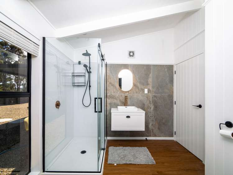 77 Te Wahapu Road Russell_17