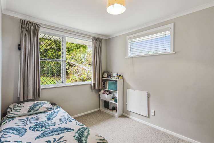 51 Kakariki Grove Waikanae_12