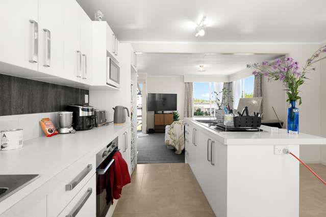 26A Knightsbridge Place Dinsdale_2