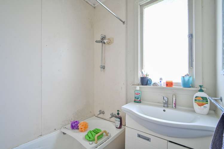 7 Livingstone Road Flaxmere_9