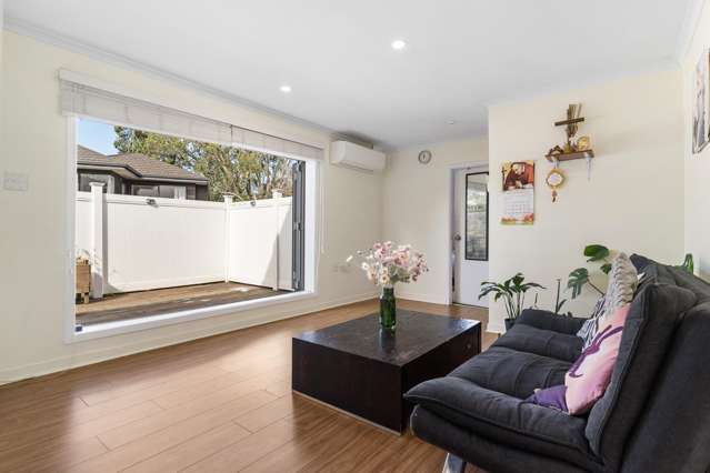 5/6 Cleary Road Panmure_1