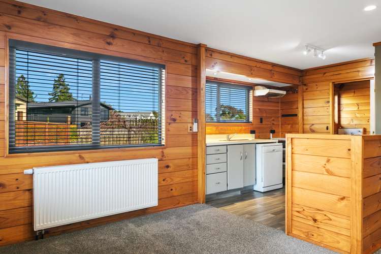 1 Boundary Road Waipahihi_3