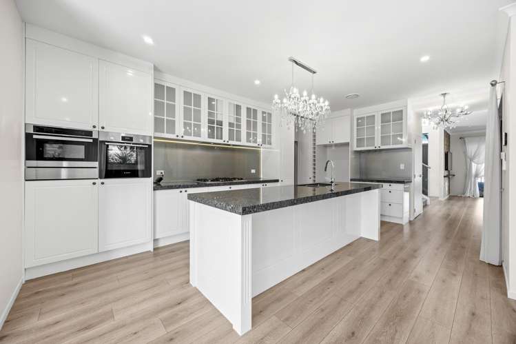 16 Lime Hill Rise Flat Bush_7