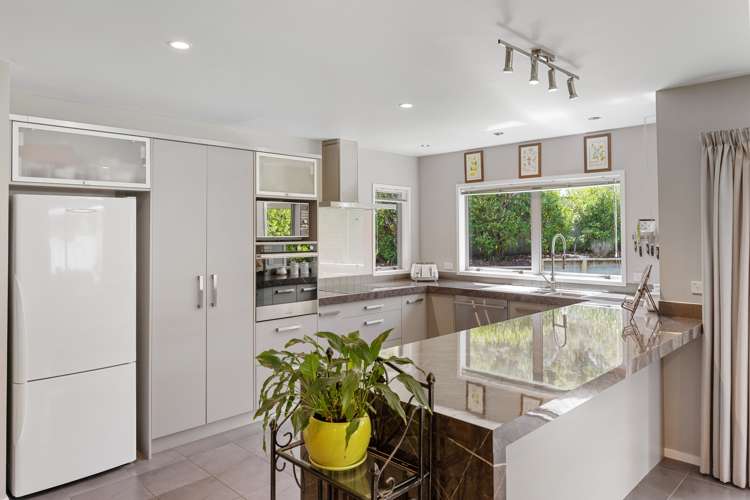 3 Hathaway Lane Rangatira Park_7