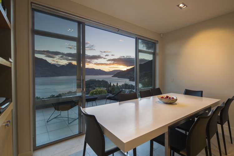 26 Edinburgh Drive Queenstown_6