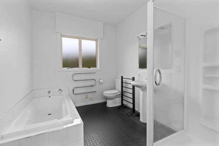 8 Alison Street Hamilton Lake_16