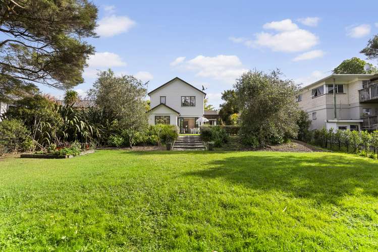 33 Roland Road Greenhithe_7