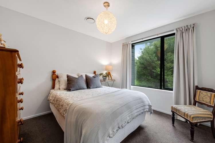 74b Beach Road Mellons Bay_24