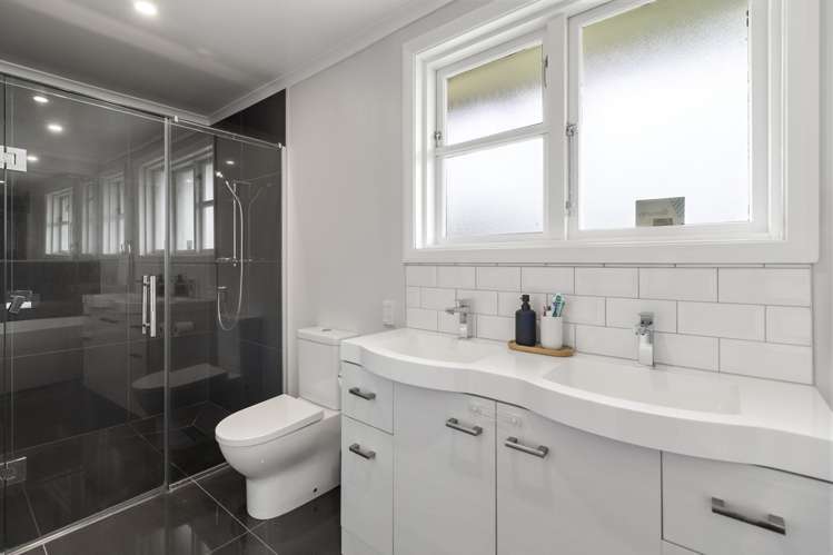 37 Armein Road Panmure_13