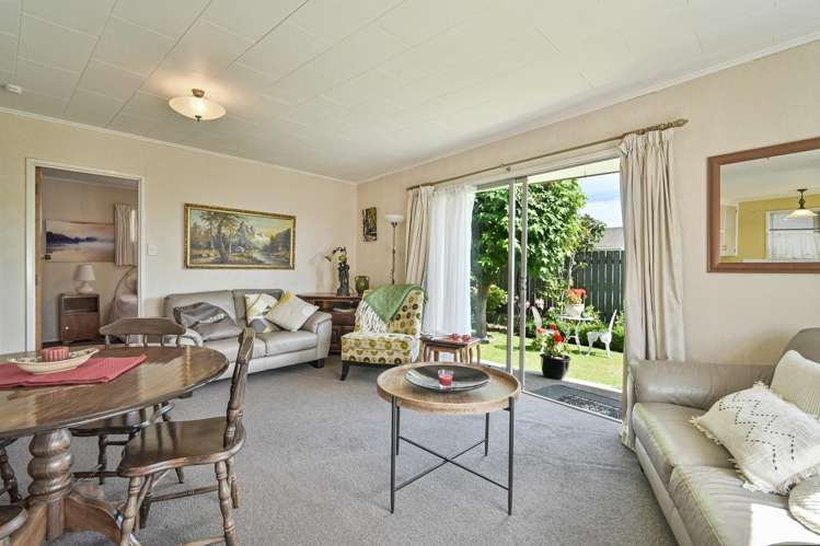 1/804A Alexandra Street Parkvale_8