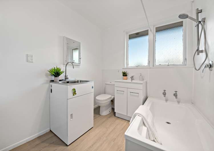 1/11 Preston Avenue Mount Albert_10