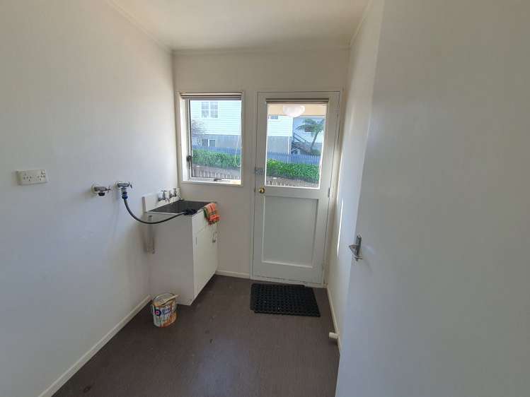 35a Penryn Drive Camborne_10