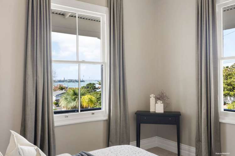 1/2 Milton Road Northcote Point_11