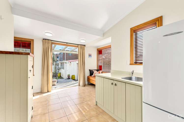 17 William Street Petone_5