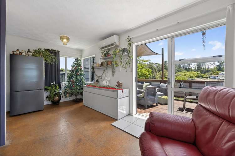 2/32A Helena Street Massey_17