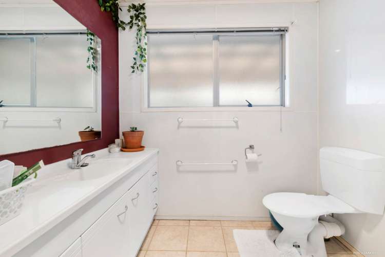 5 Becker Drive Manurewa_11