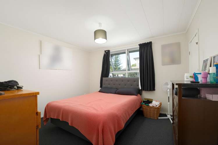 52 Robertson Road Mangere East_19