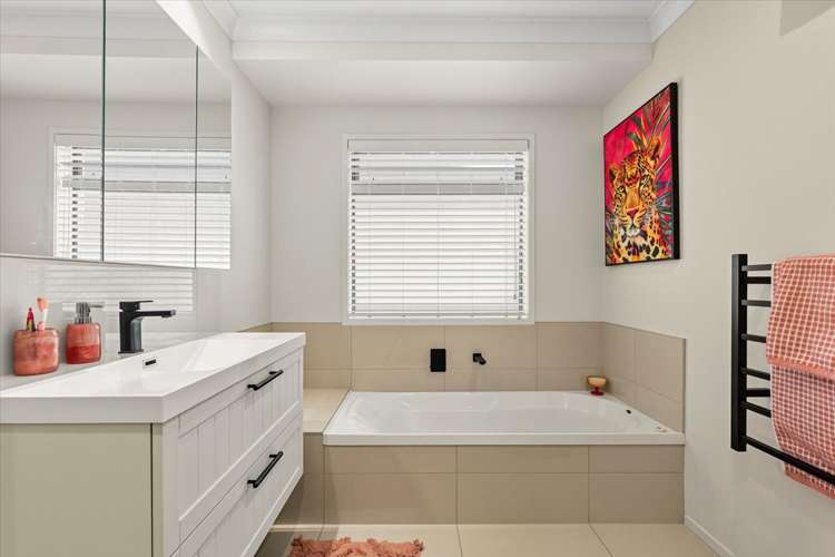 8 Mortlake Heights Pyes Pa_17