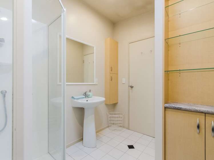 37/8 Soljak Place Mount Albert_11