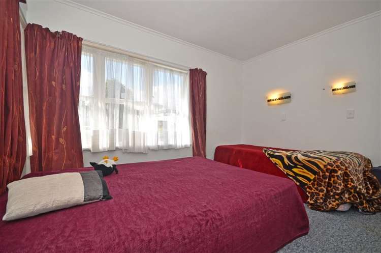 12 Sheehan Road Te Atatu South_10