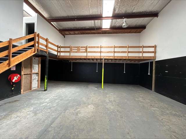 1/4 Kellow Place Wiri_2