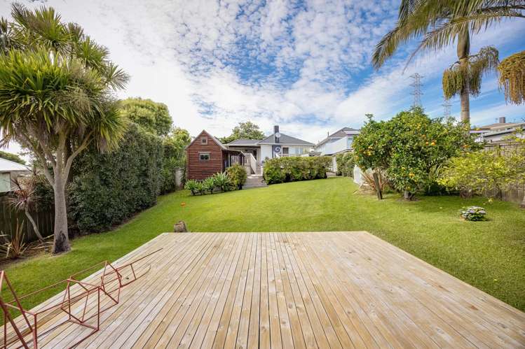16 Paton Avenue Te Atatu South_27