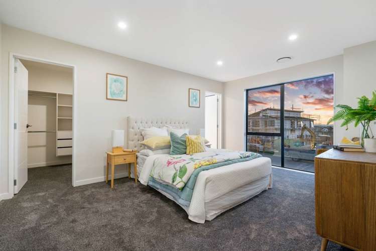 11 Downpatrick Drive Flat Bush_15