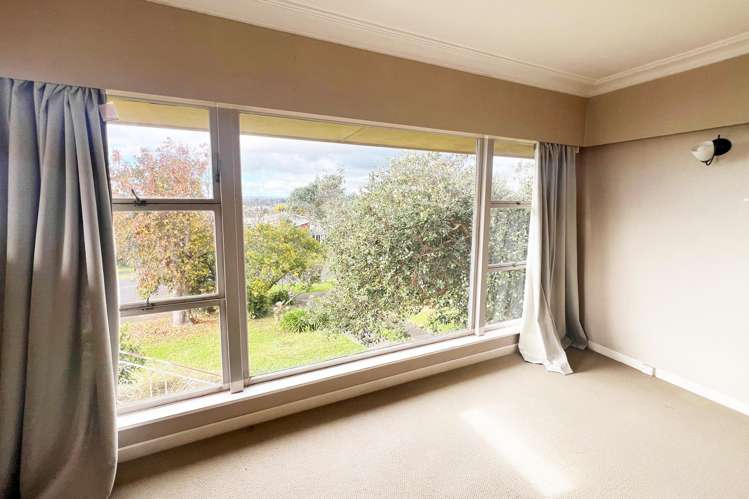 19 Chatsworth Crescent Pakuranga Heights_11