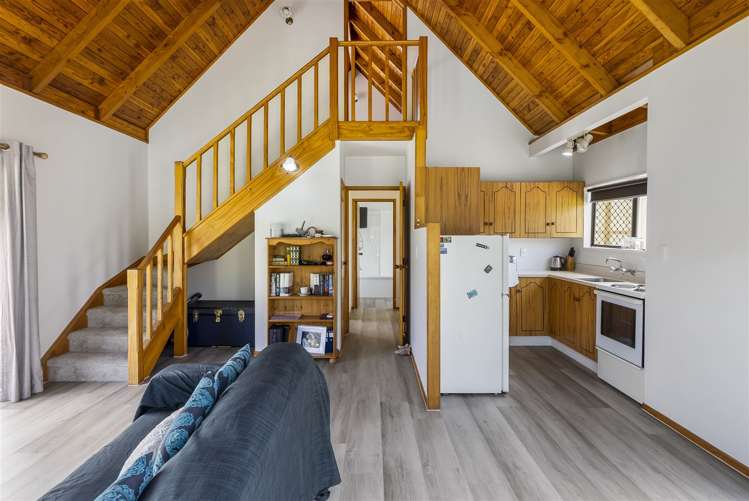 76 Marine Parade Mellons Bay_29