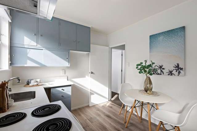 2/56 Brussels Street Miramar_4
