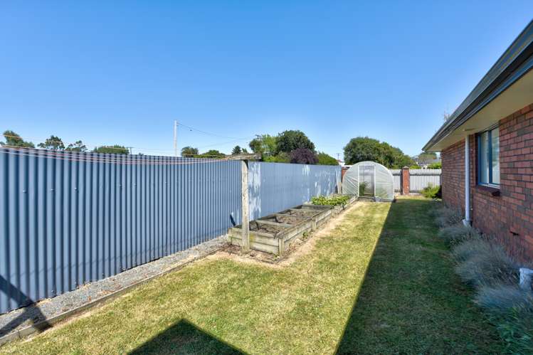 37 Manse Street Edendale_19