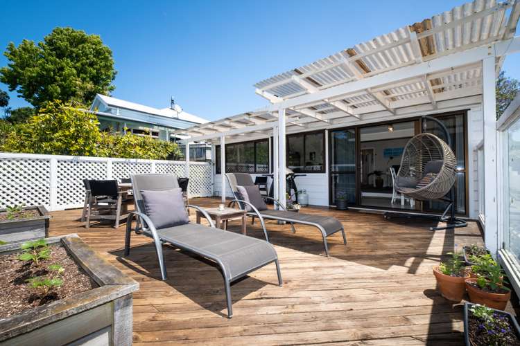 9 Bay View Road Bluff Hill_12