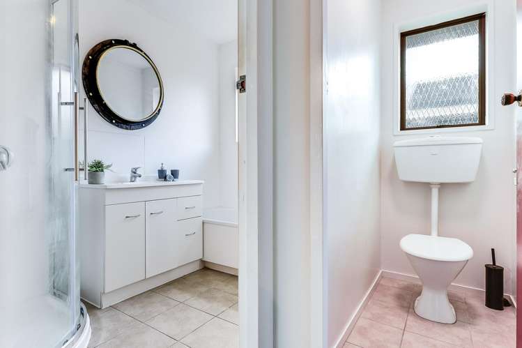 1a Winstone Avenue Chartwell_24